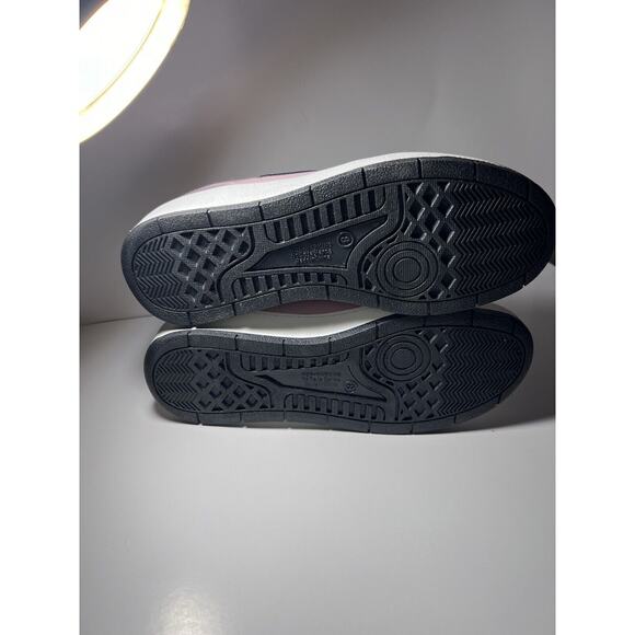 Hello Kitty by Sanrio Women's Pink Casual Court Sneakers NEW (Size 8) - Picture 11 of 16